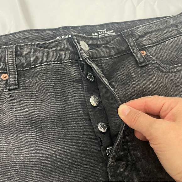 Old Navy Denim Shorts OG Straight High Rise Pockets Raw Hem Distressed Black 14 - Picture 7 of 9